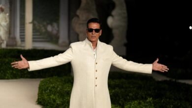 Akshay Kumar makes stylish return to the runway after years, exudes his charm in Falguni Shane Peacock’s majestic white sherwani