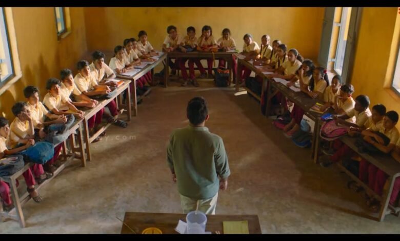 Malayalam film ‘Sthanarthi Sreekuttan’ inspires a new seating arrangement in Kerala classrooms